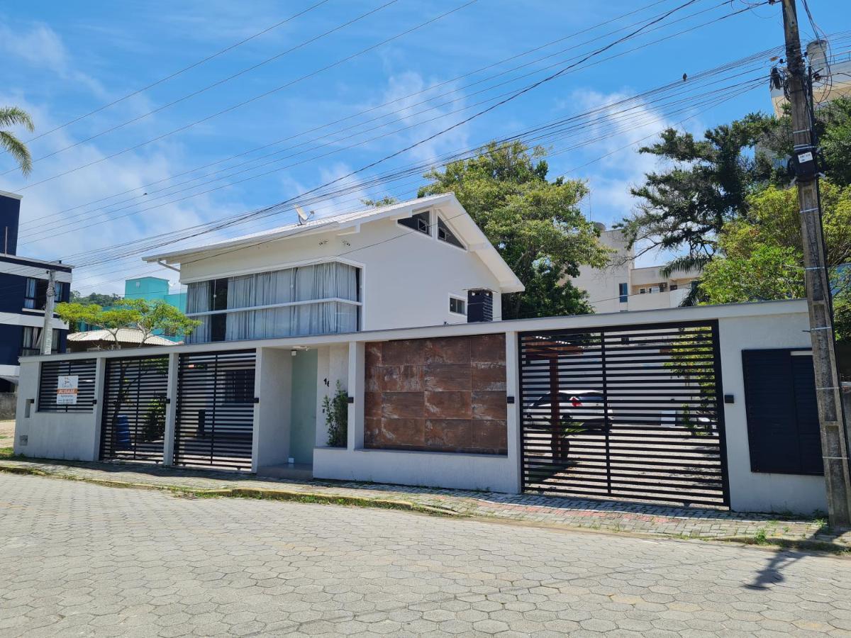 Residencial Rumo Ao Mar - Bombinhas-Sc Extérieur photo